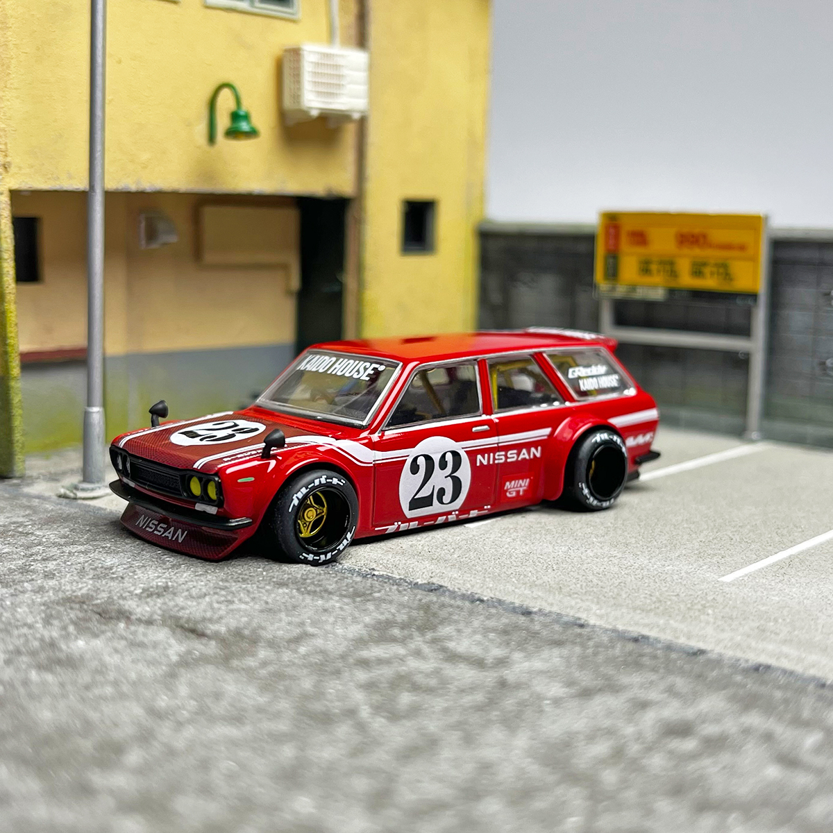 TSM MINI GT 1:64 Datsun KAIDO croaker 510 alloy car model