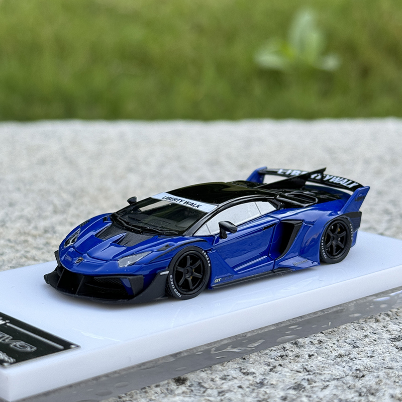 Scale Mini 1:64 Lamborghini LP700 GT EVO wide-body modified resin car modeler