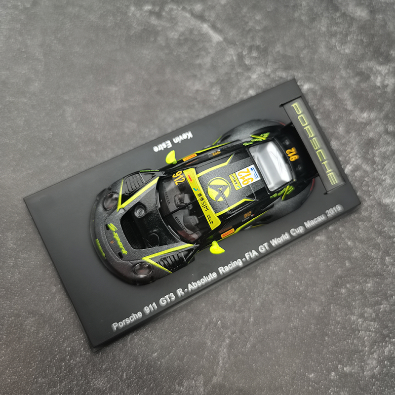 Spark Porsche 911 RSR Le Mans Racing supercar model collection decoration resin