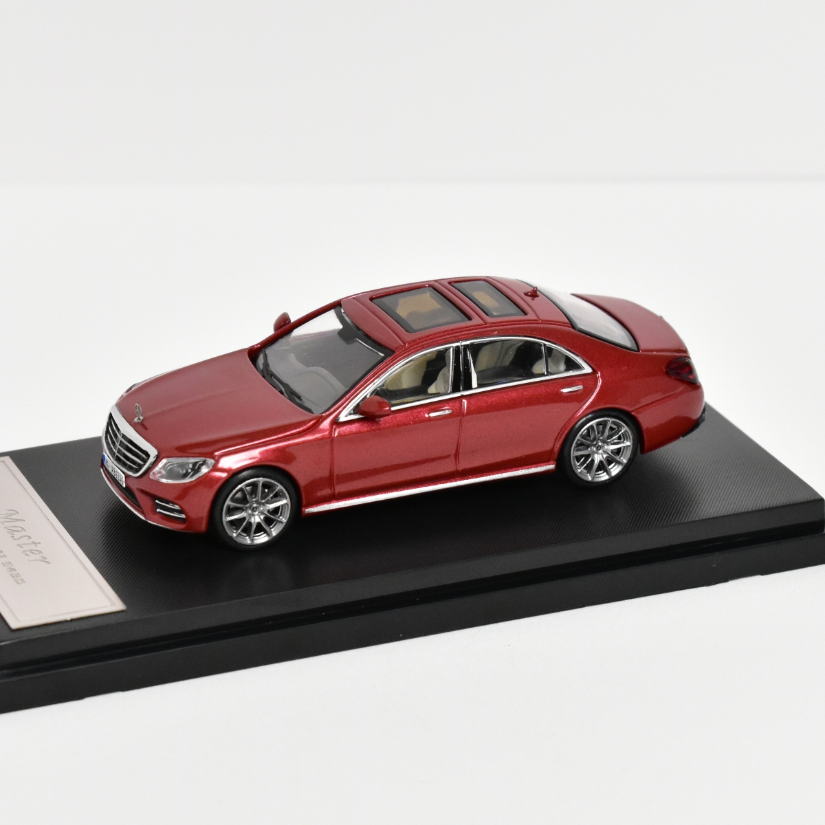 Master 1:64 Mercedes-Benz S-Class Maybach alloy car model display collection