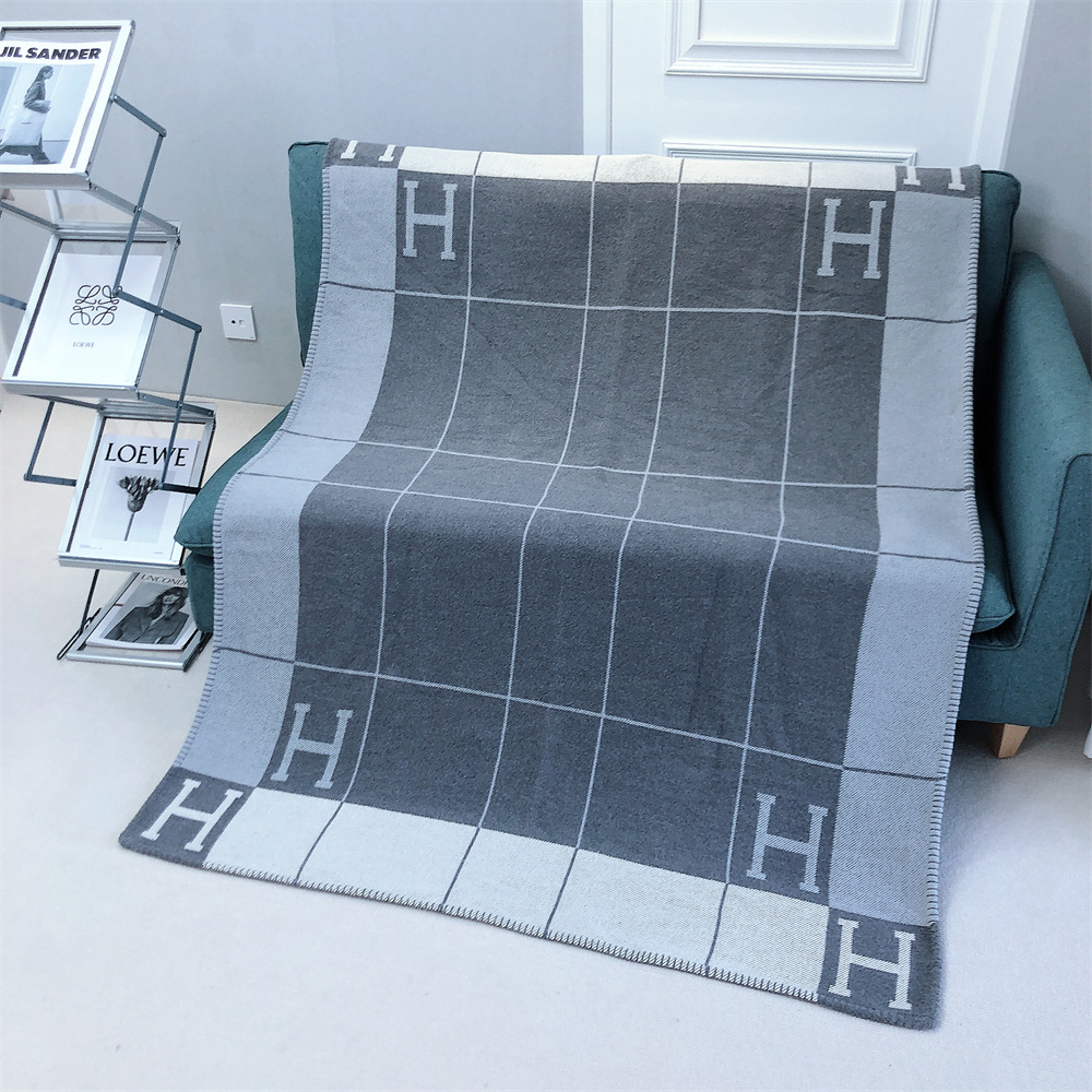 Hot Cashmere blanket, office towel, nap, picnic, camping blanket - Picture 34 of 55