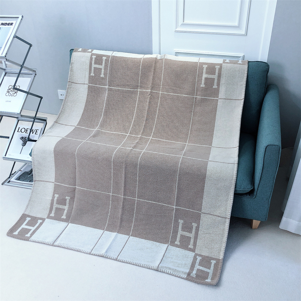 Hot Cashmere blanket, office towel, nap, picnic, camping blanket - Picture 37 of 55
