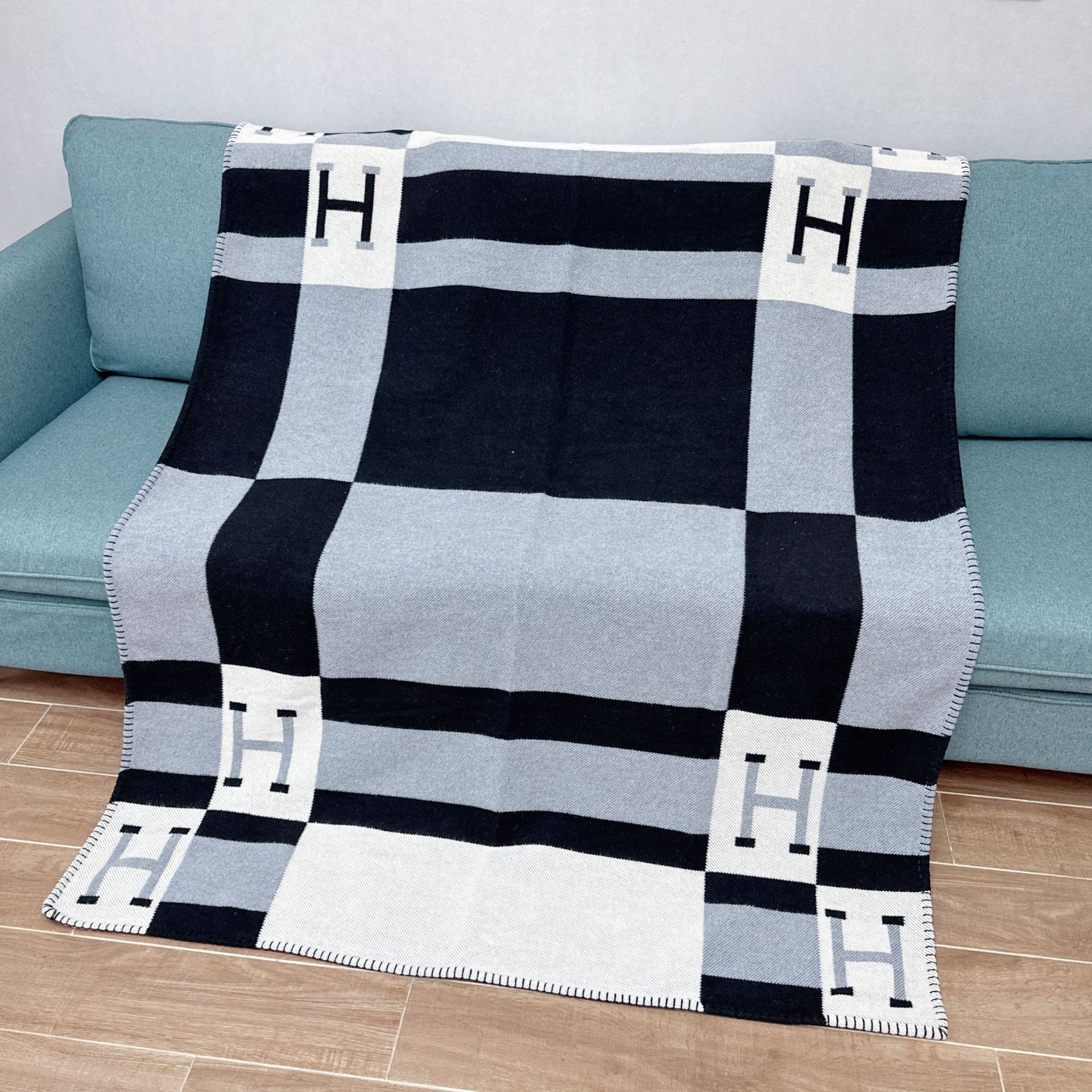 Hot Cashmere blanket, office towel, nap, picnic, camping blanket - Picture 39 of 55