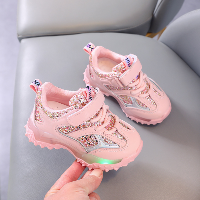 Boys Girls Kids Shoes Toddler Light Up Luminous Trainers LED Flash Sneakers