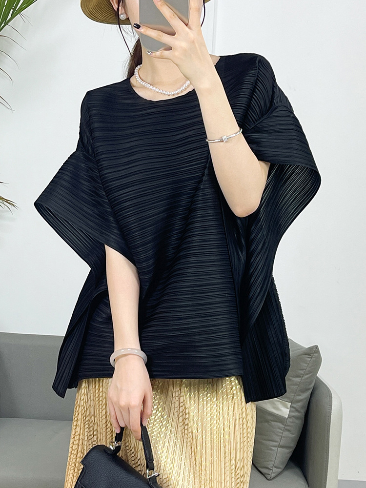 Summer Pleated Casual Short Sleeved T-Shirt Women Loose Tops Crew Neck