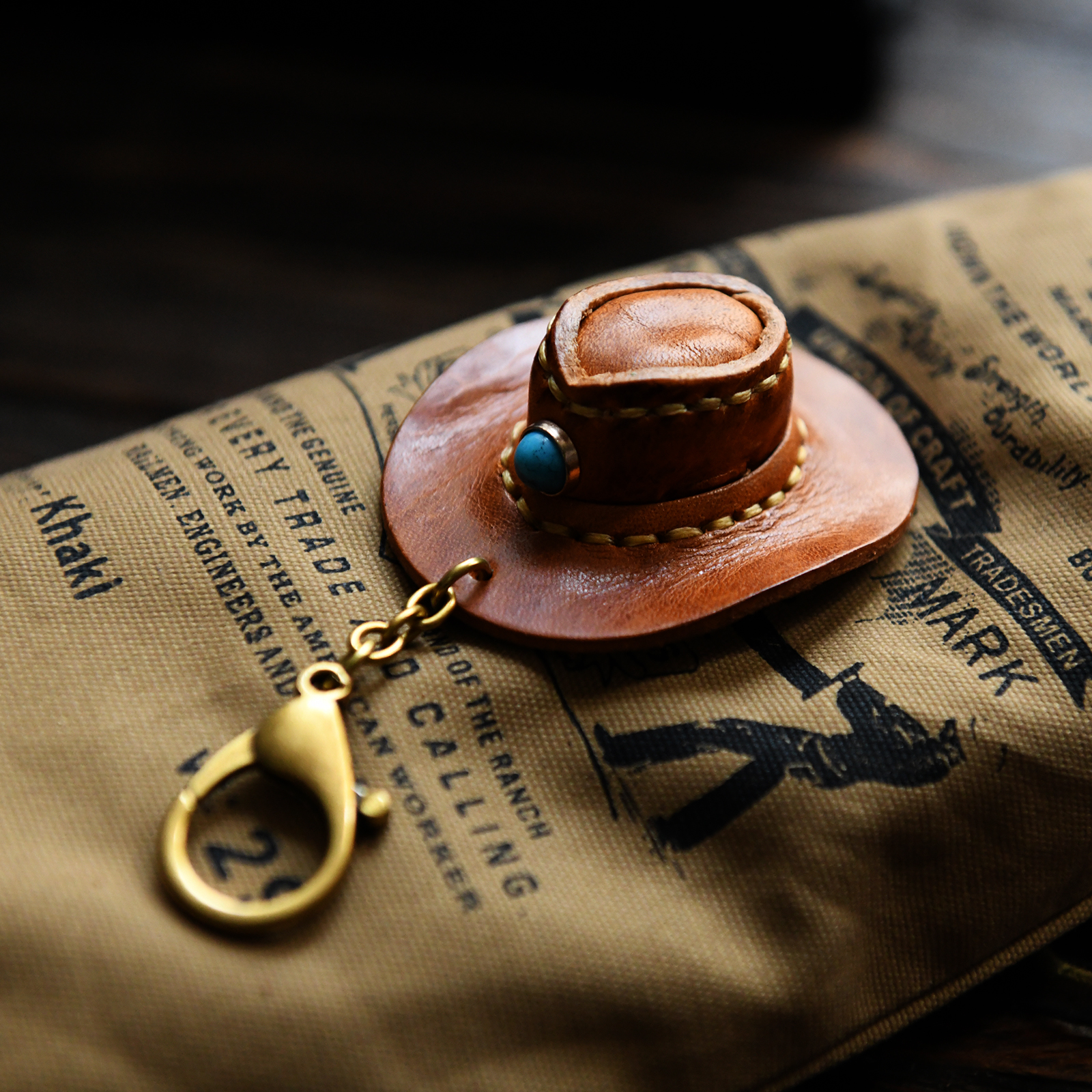 New handmade cowhide mini cowboy hat keychain leather pendant keychain gift - Picture 25 of 26