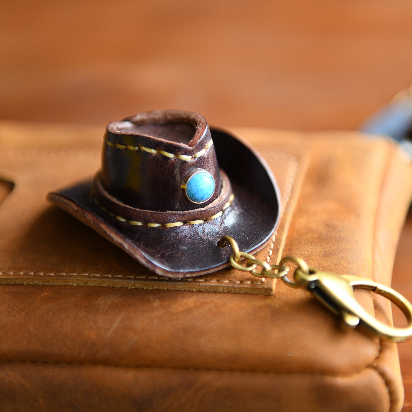 New handmade cowhide mini cowboy hat keychain leather pendant keychain gift - Picture 26 of 26