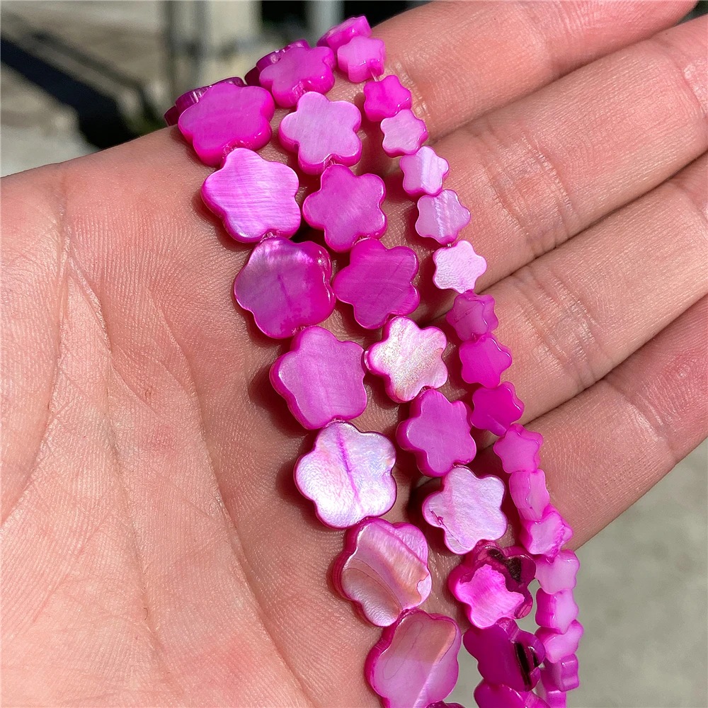 Cuentas en forma de flor de ciruela concha teñidas de color concha natural para hacer joyas - Imagen 20 de 25