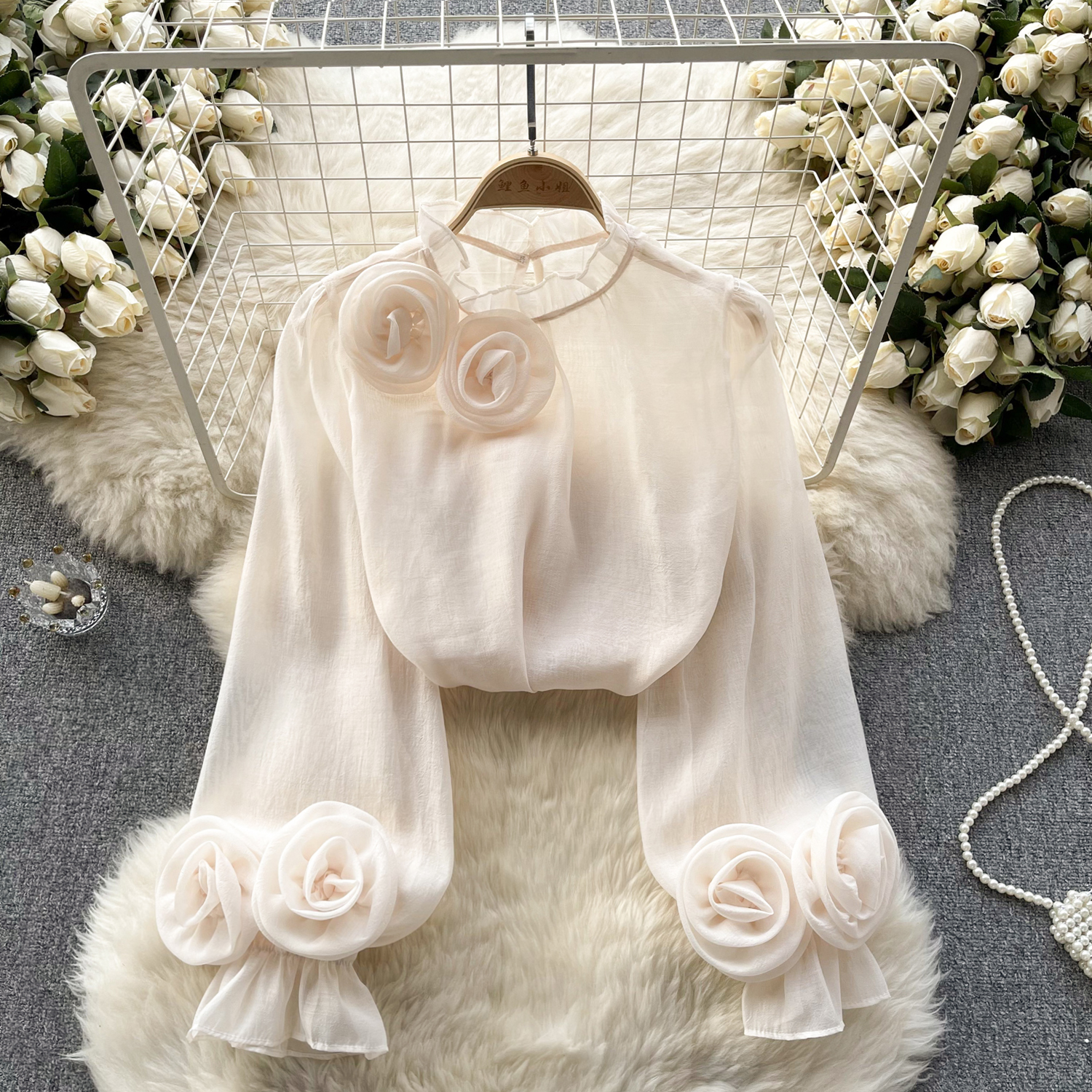 トップス RE.MUSE 3D FLOWER ORGANDY BLOUSE RE.MUSE 3D FLOWER ORGANDY BLOUSE - メルカリ