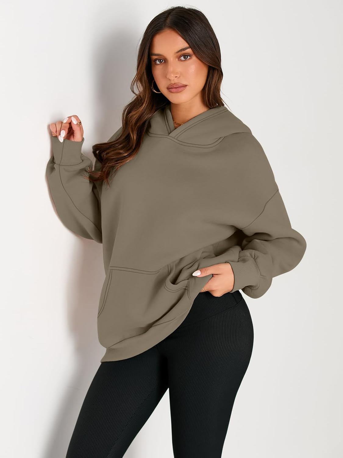 Women's Fleece Oversized Hoodie - Cozy Pullover Sweatshirt for Cold Weather - Picture 214 of 345