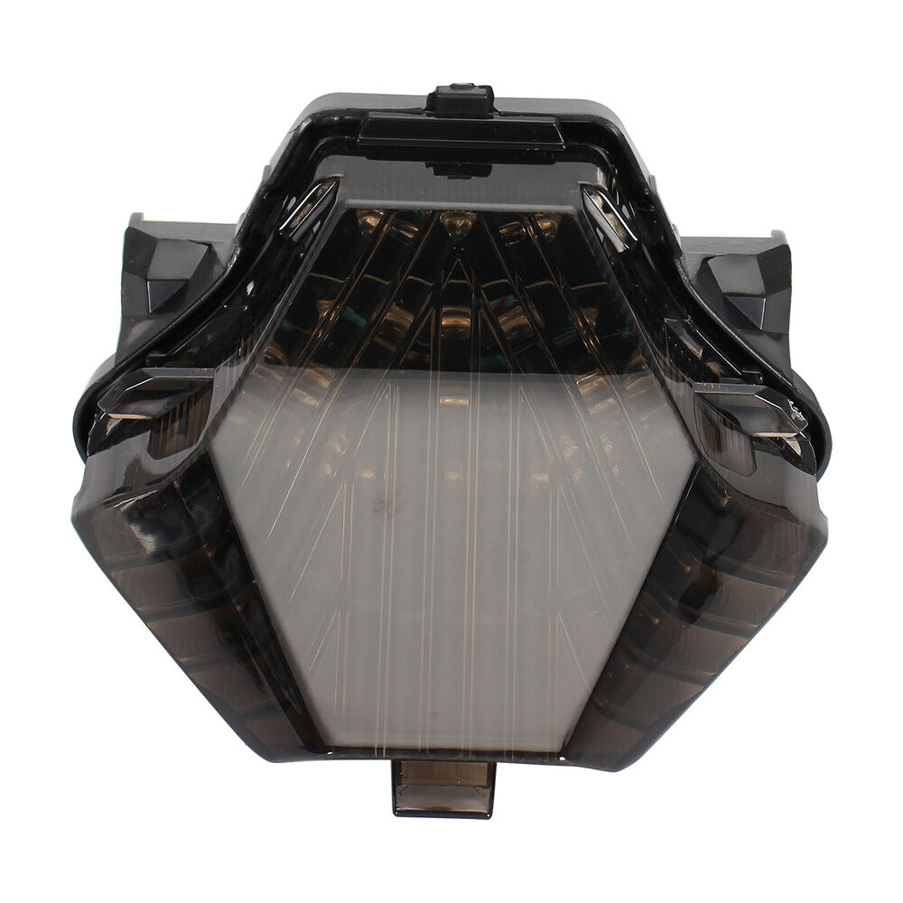 Fanale posteriore 1xLED segnali di direzione freno integrati per Yamaha YZF-R25 R3 MT-03 FZ-07 - Foto 12 di 13
