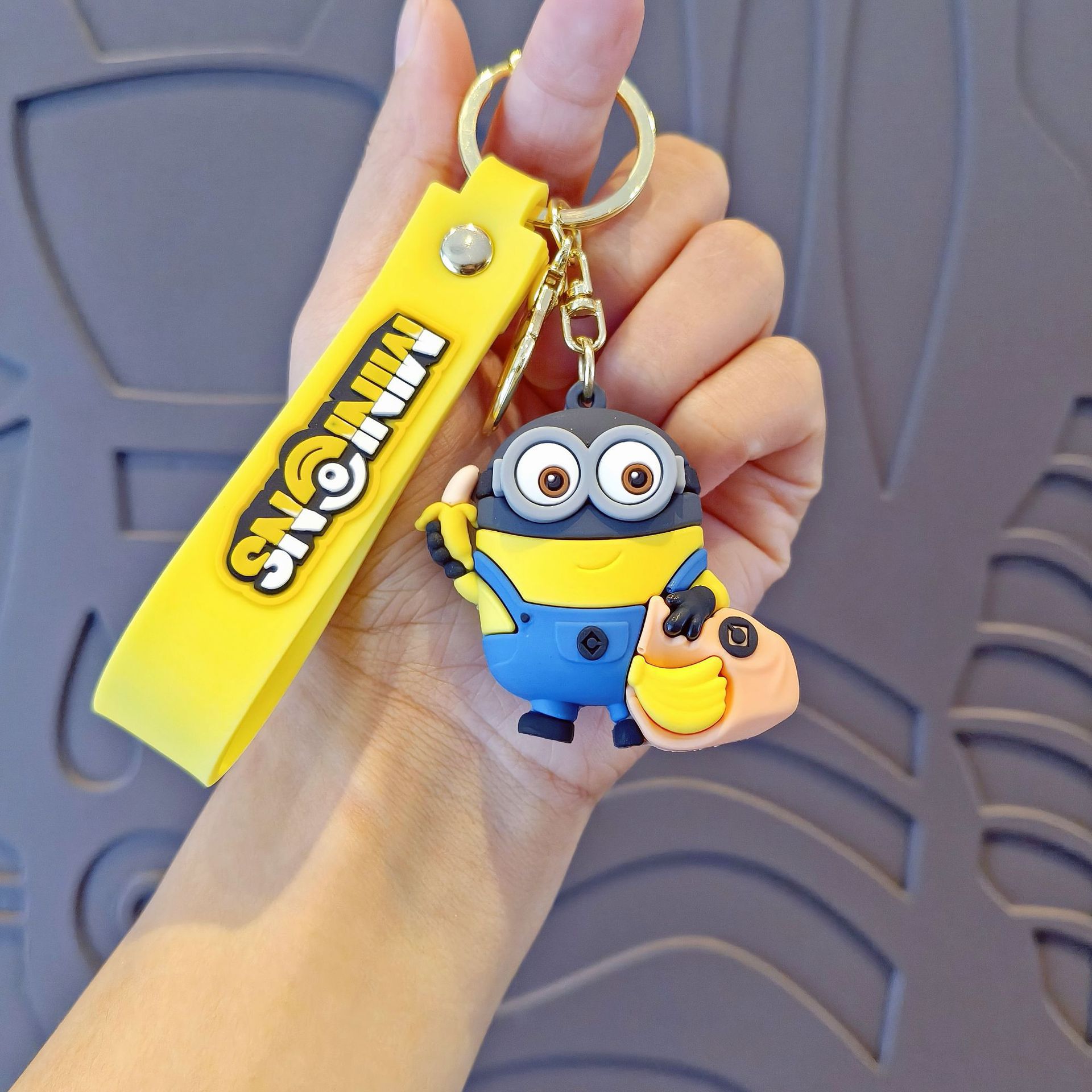 New Thief Daddy Minion Keychain Bob Couple Bag Pendant Doll Car Keychain - Picture 24 of 28