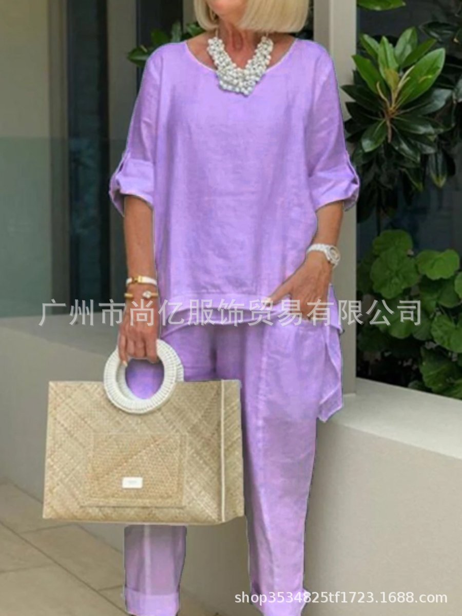 Casual women's suit - Picture 8 of 9