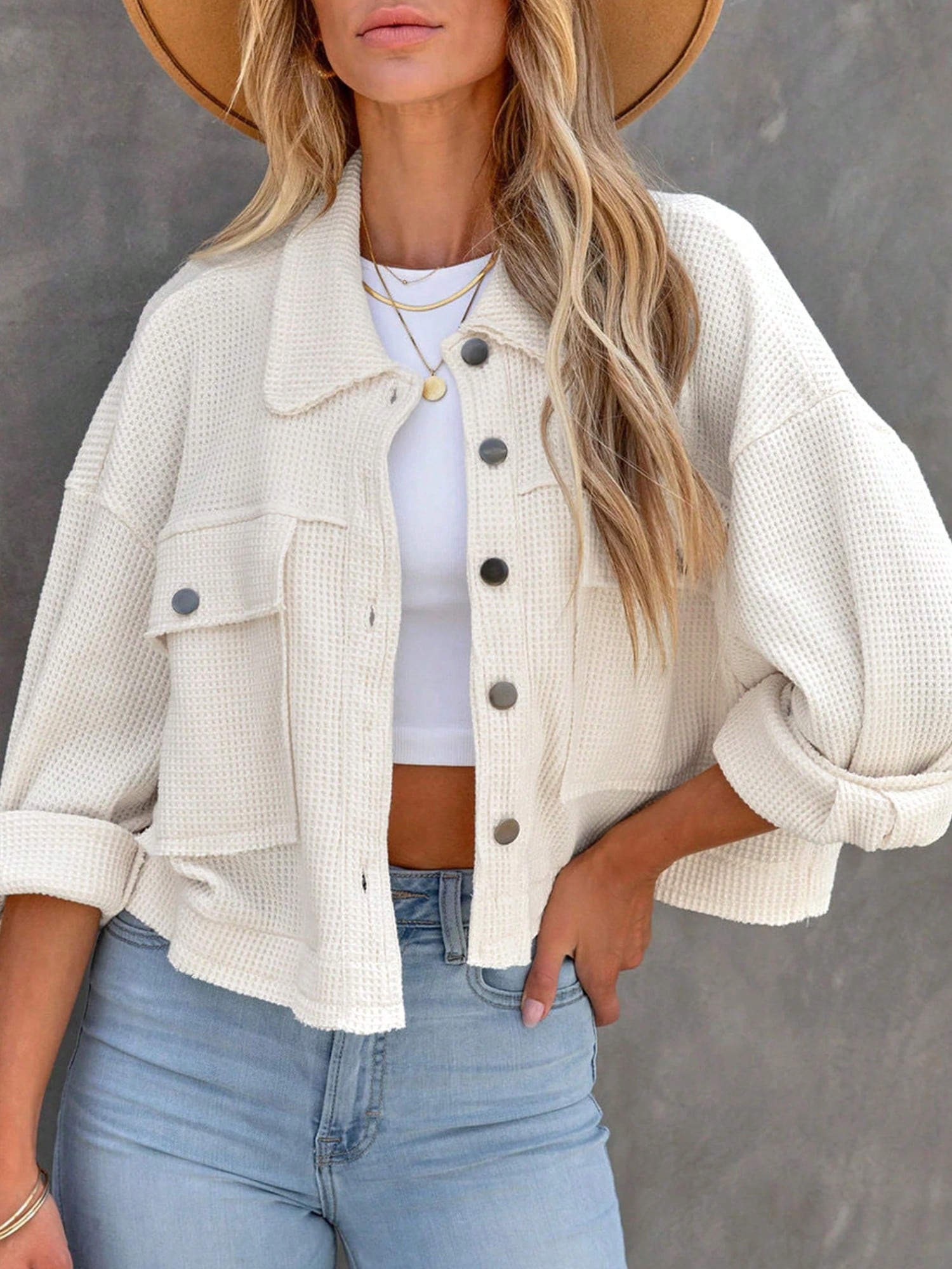 Women's Cropped Button Up Jacket With Chest Pockets And Collared Neckline
