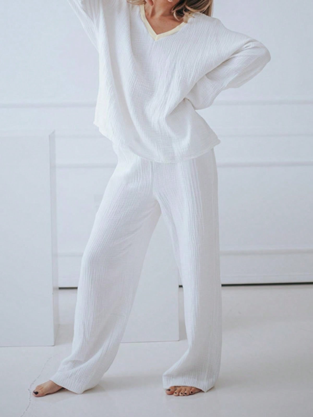 Women's White V-Neck Top And Wide-Leg Pant Set In Soft Waffle Knit - Picture 6 of 6