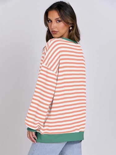 Women's Striped Oversized Crewneck Sweatshirt - Long Sleeve Pullover Trendy Top - Picture 136 of 155