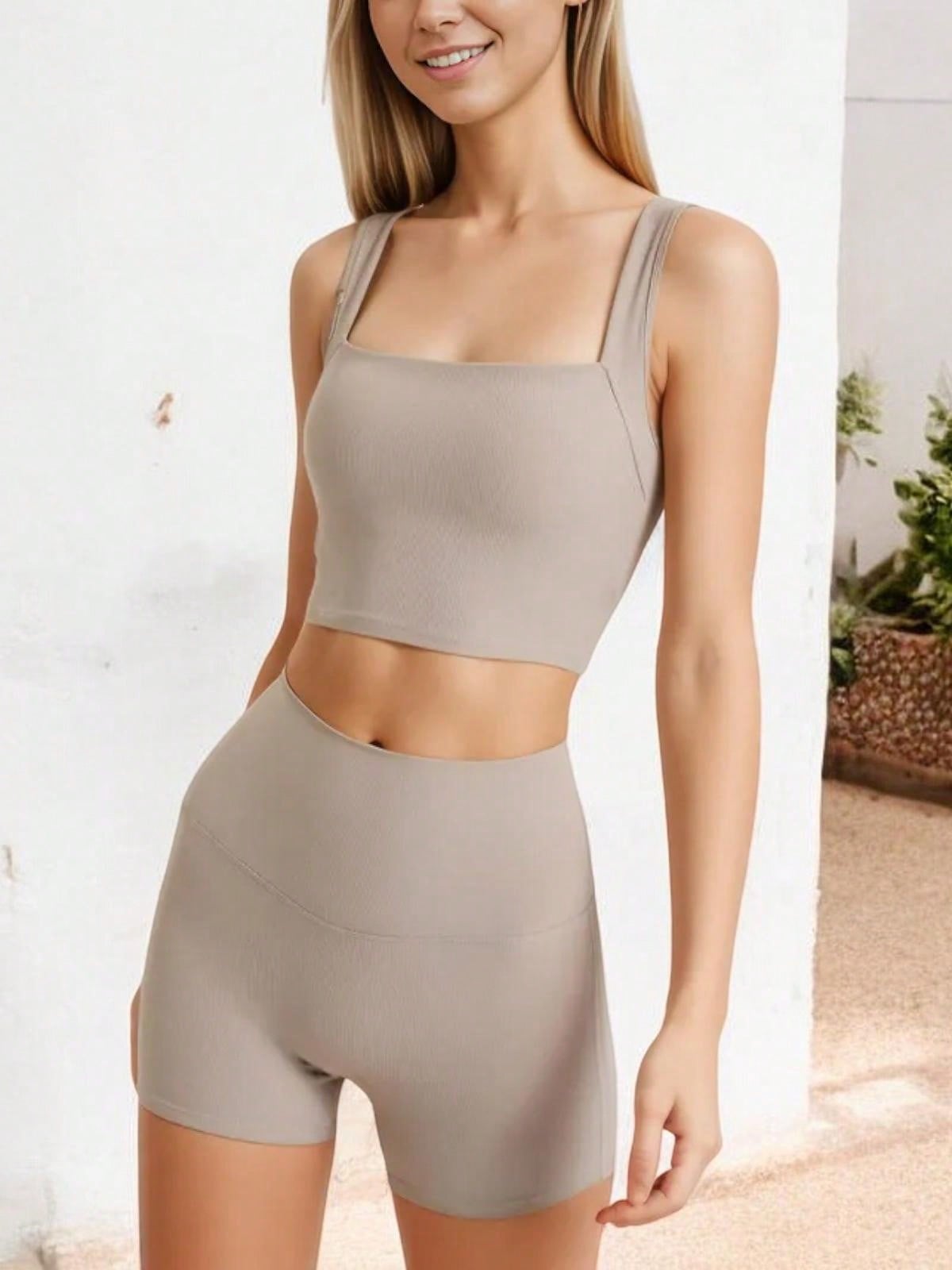 Women's Square Neck Cropped Sports Tank Top With Wide Shoulder Straps - Picture 20 of 21