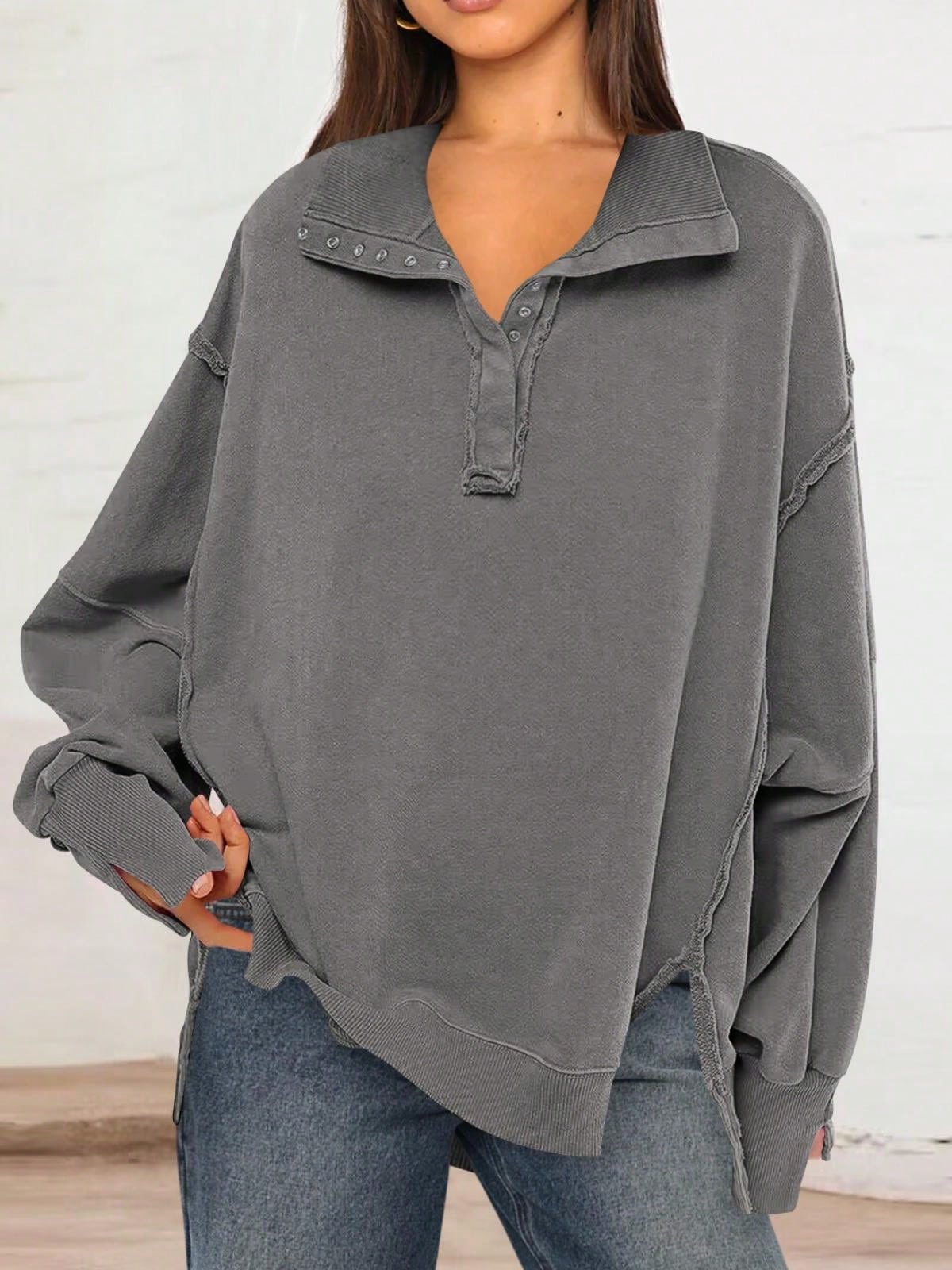 Women's Long Sleeve Pullover Top With Button Neck And Raw Hem Detail - Bild 9 von 12