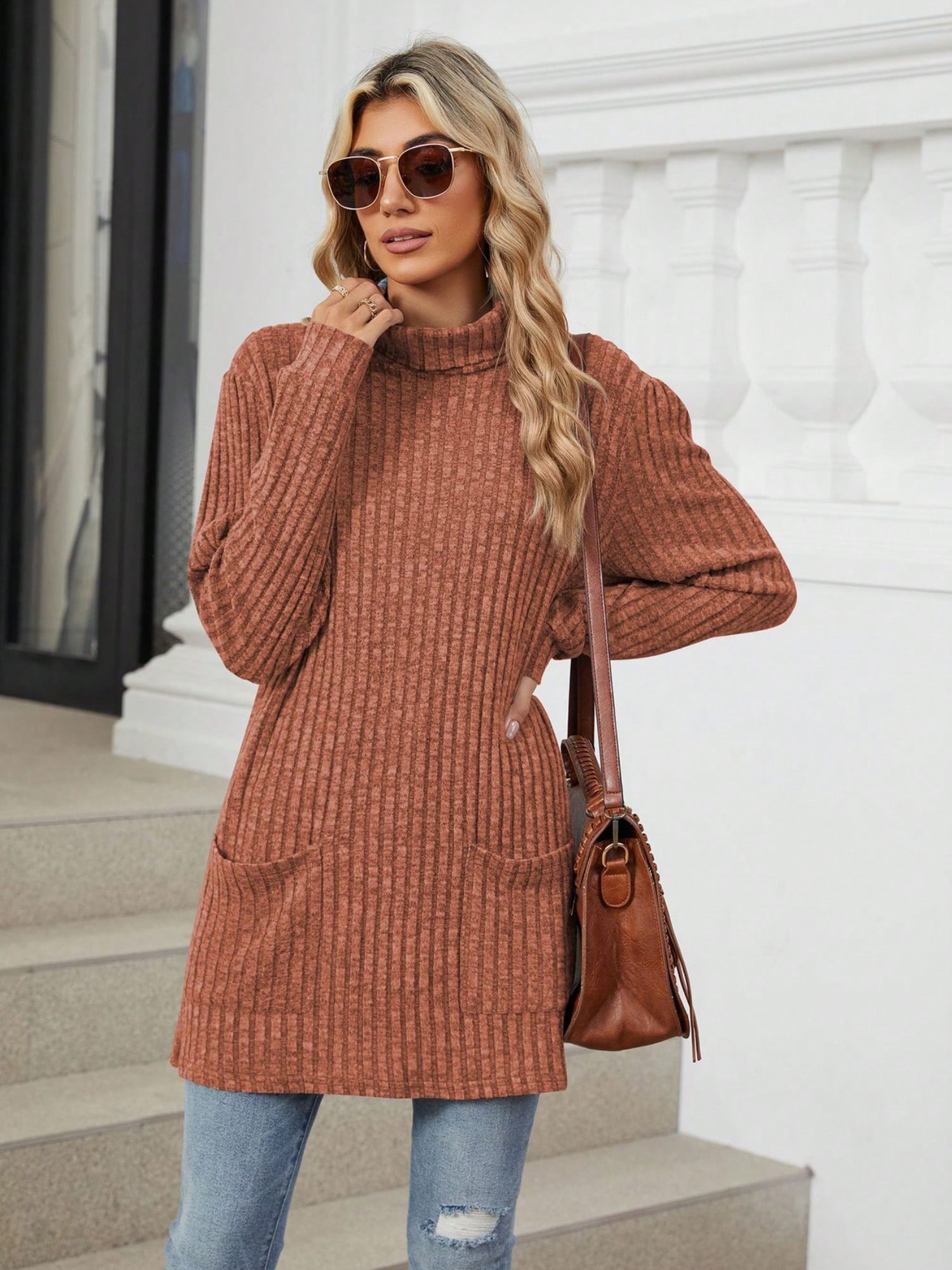 Women's Mock Neck Long Sleeve Ribbed Knit Tunic With Front Pockets - Bild 26 von 30