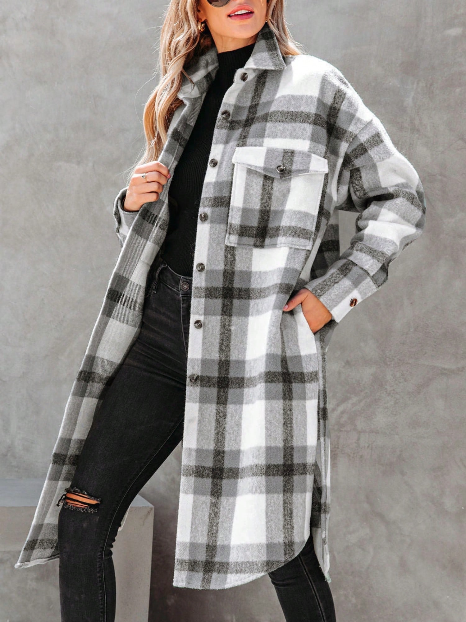 Damen kariertes Longline Sakko mit Knopfleiste und Brusttasche - Bild 8 von 9
