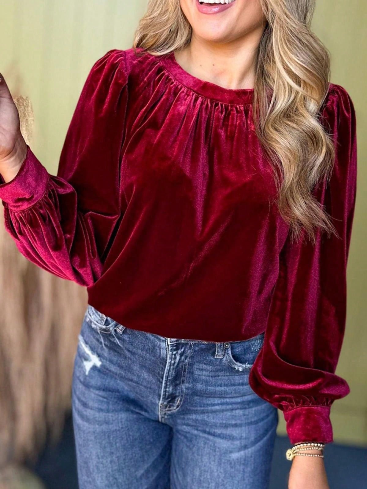 Women's Velvet Long Sleeve Top With Puff Shoulders - Bild 15 von 18