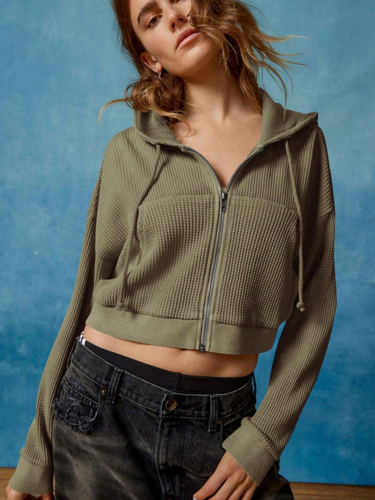 Sudadera con capucha de punto gofre con cremallera para mujer con cordón y bolsillo canguro - Imagen 23 de 24