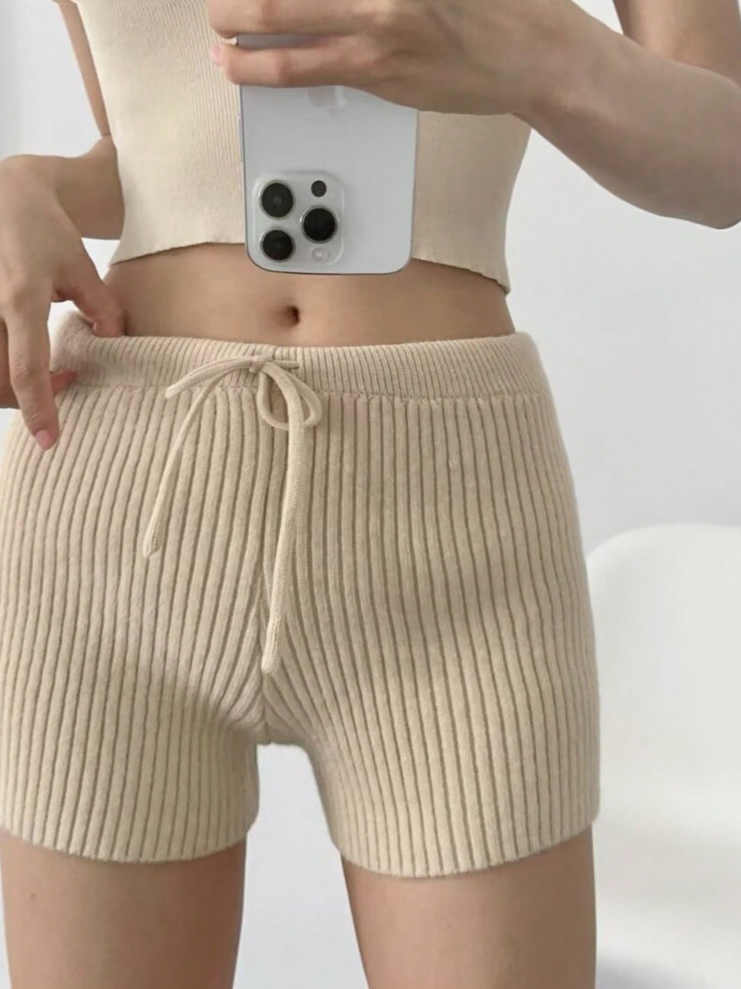 Women's Ribbed Knit Lounge Shorts With Adjustable Drawstring Waist - Bild 14 von 14