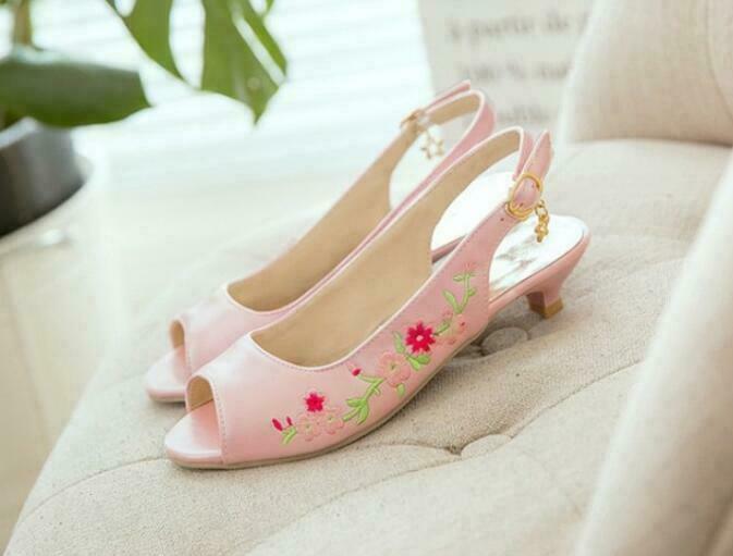 Zapatos de salón Mary Jane Lolita con hebilla al tobillo y tiras de tacón de gatito para mujer - Imagen 19 de 21