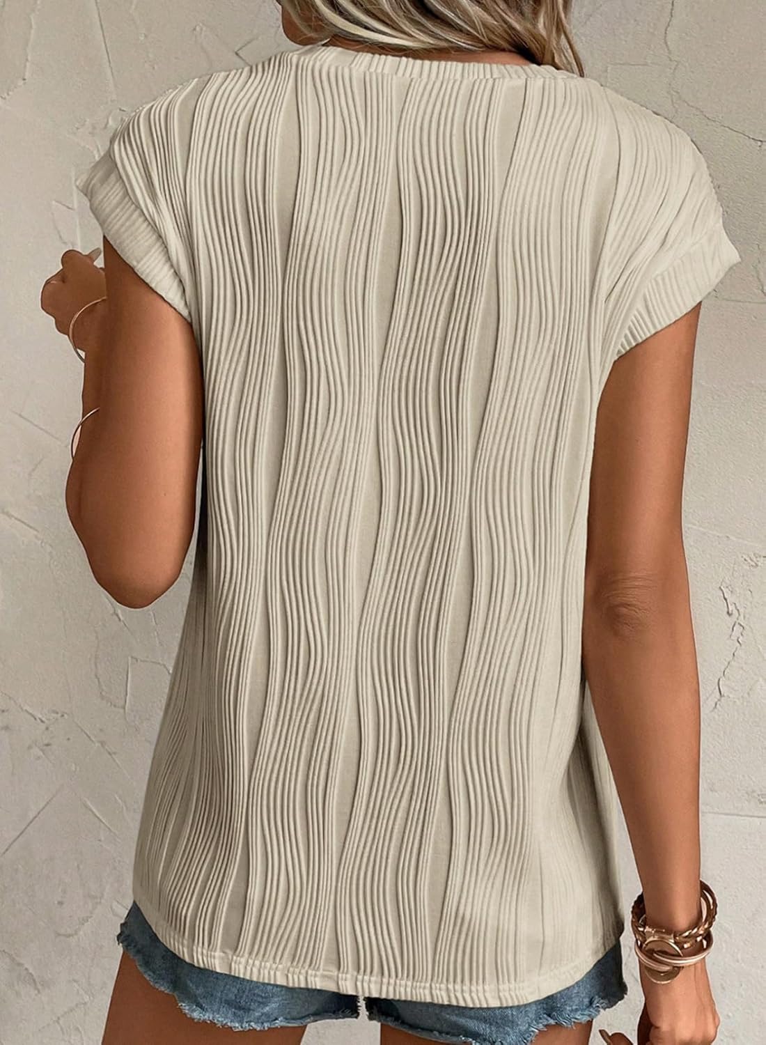 Camisetas básicas informales sueltas lisas tejidas cuello redondo texturizadas de manga corta para mujer - Imagen 83 de 122