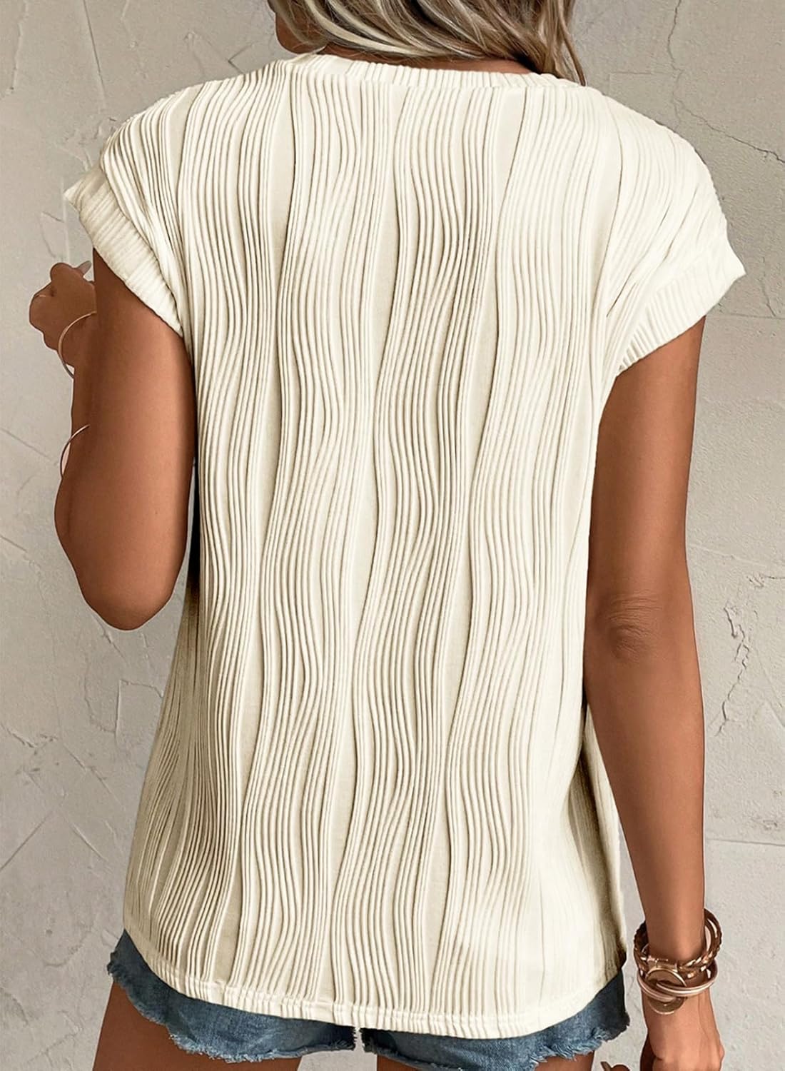 Camisetas básicas informales sueltas lisas tejidas cuello redondo texturizadas de manga corta para mujer - Imagen 92 de 122