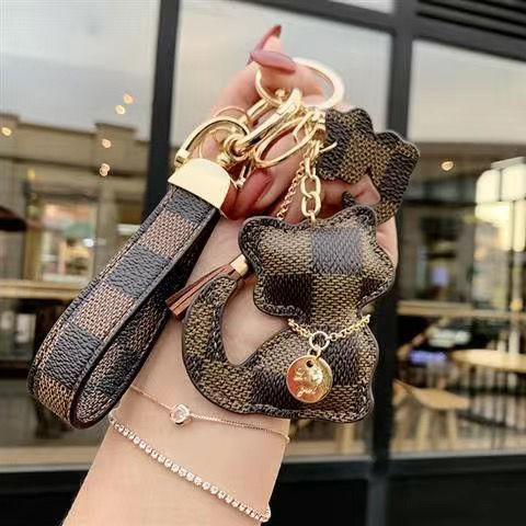 Kreativer kleiner Bär Leder Tasche Auto Schlüsselanhänger Ring Anhänger trendy weiblich - Bild 33 von 47