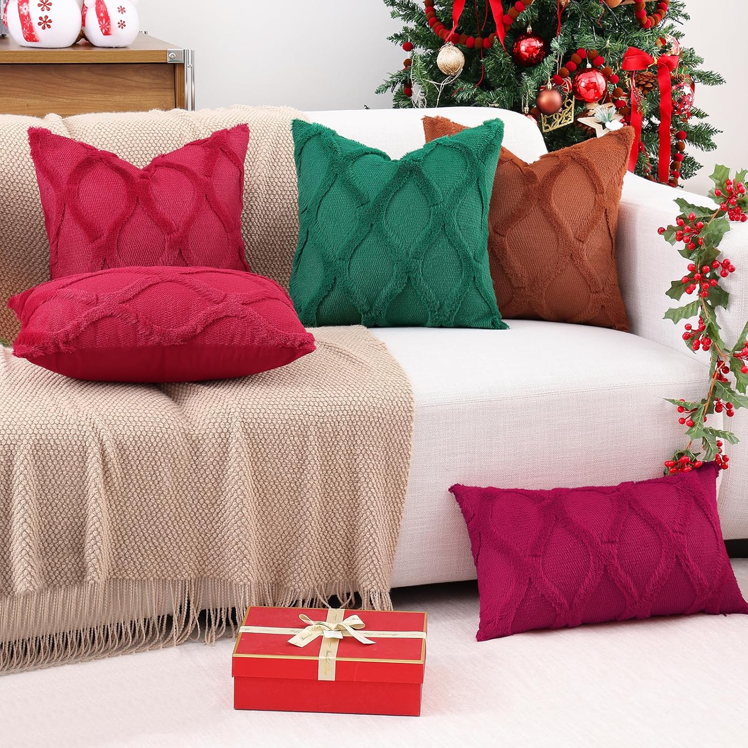 Throw Pillow Covers 2 PCS, Soft Plush Faux Fur Decorative Pillowcases for Sofa - Picture 50 of 138
