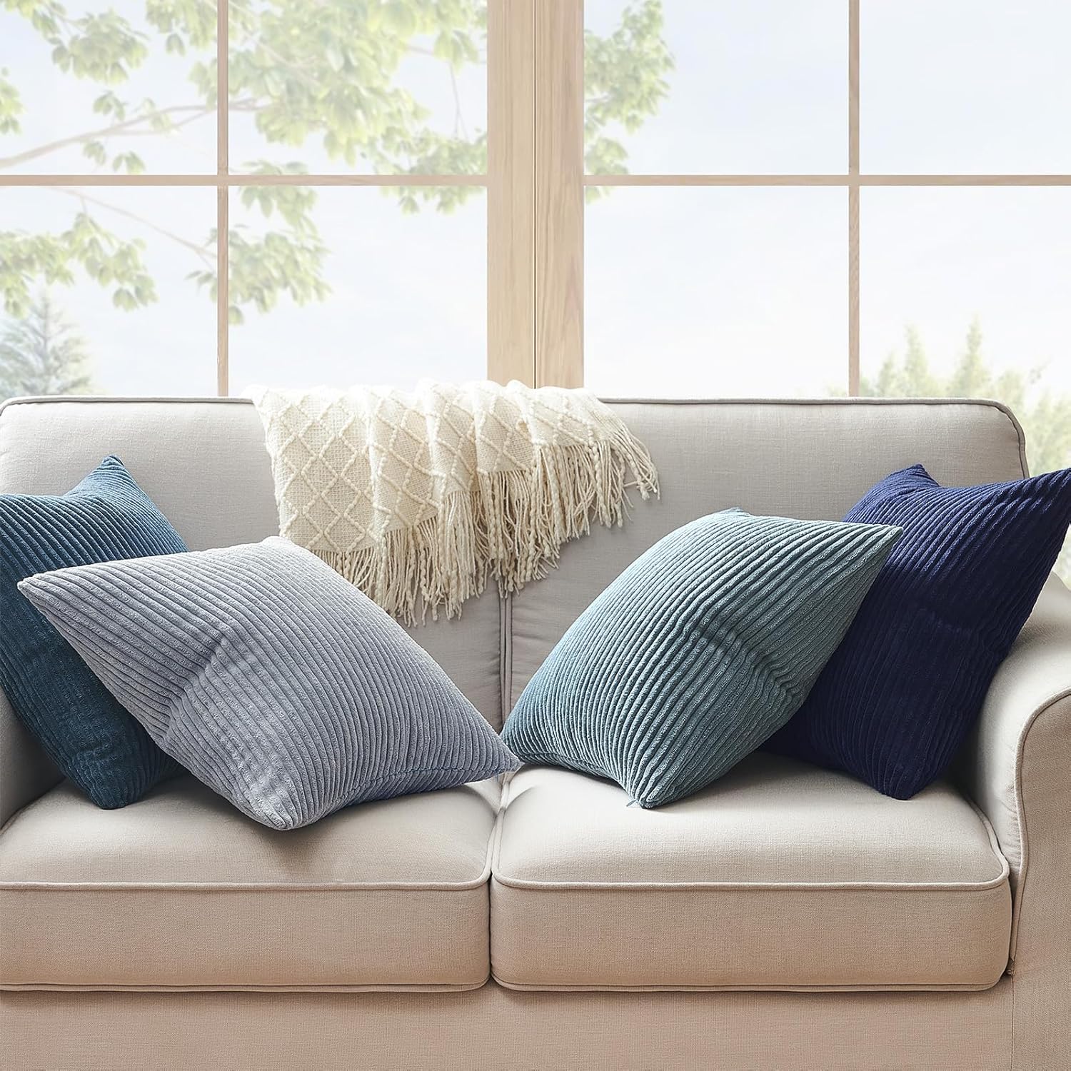 Decorative Throw Pillow Covers, Set of 4 Soft Velvet Cushion Cases for Farmhouse - Picture 172 of 181
