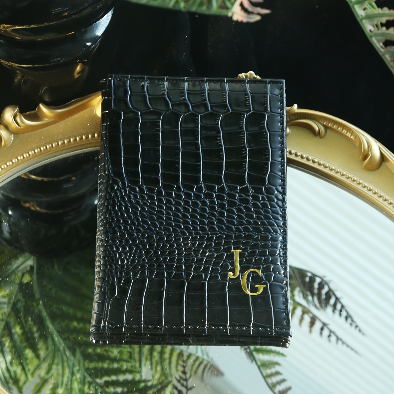 Personalized Crocodile PU Leather Passport Holder – Fashion Stylish