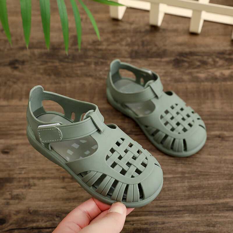KIDS GIRLS BOYS SUMMER BEACH JELLY FLAT SANDALS CHILDRENS CLOSE TOE SHOES SIZE - Picture 27 of 40