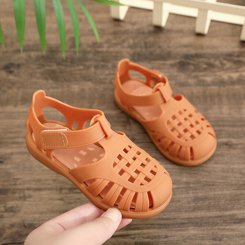 KIDS GIRLS BOYS SUMMER BEACH JELLY FLAT SANDALS CHILDRENS CLOSE TOE SHOES SIZE - Picture 33 of 40