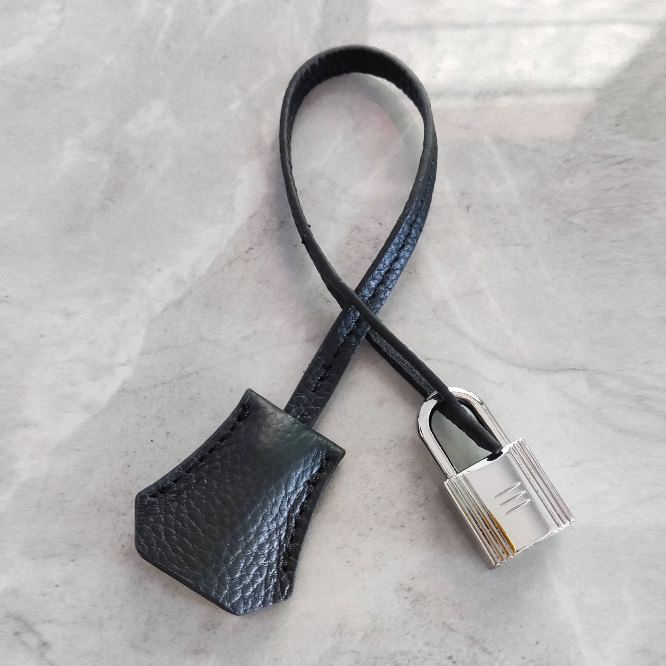 Real Cowhide Leather Clochette Bag Charm Gold/ Silver Padlock & Key for Handbags - Picture 26 of 47