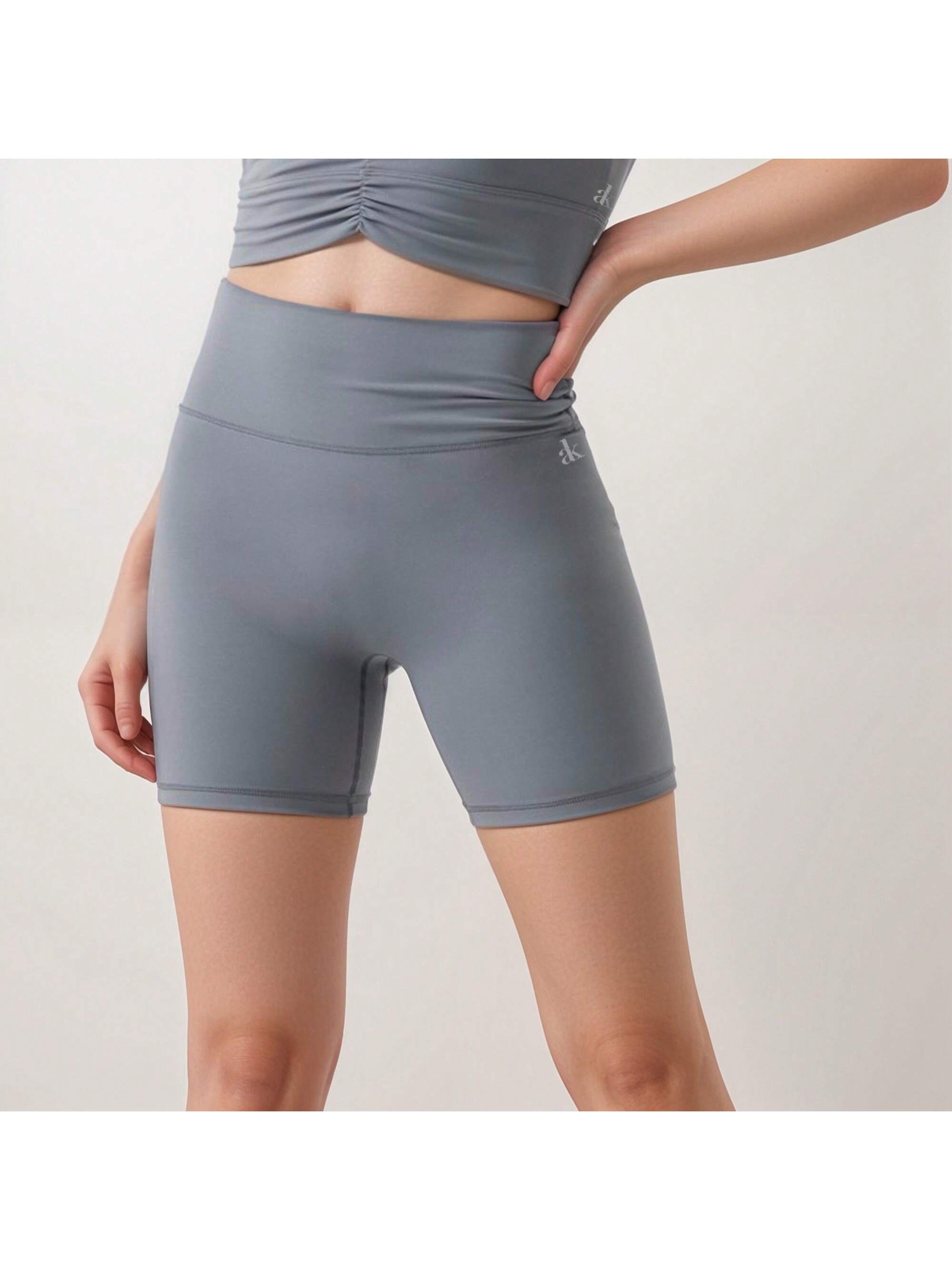 Women's High Waist Biker Shorts With Seamless Design - Picture 14 of 15