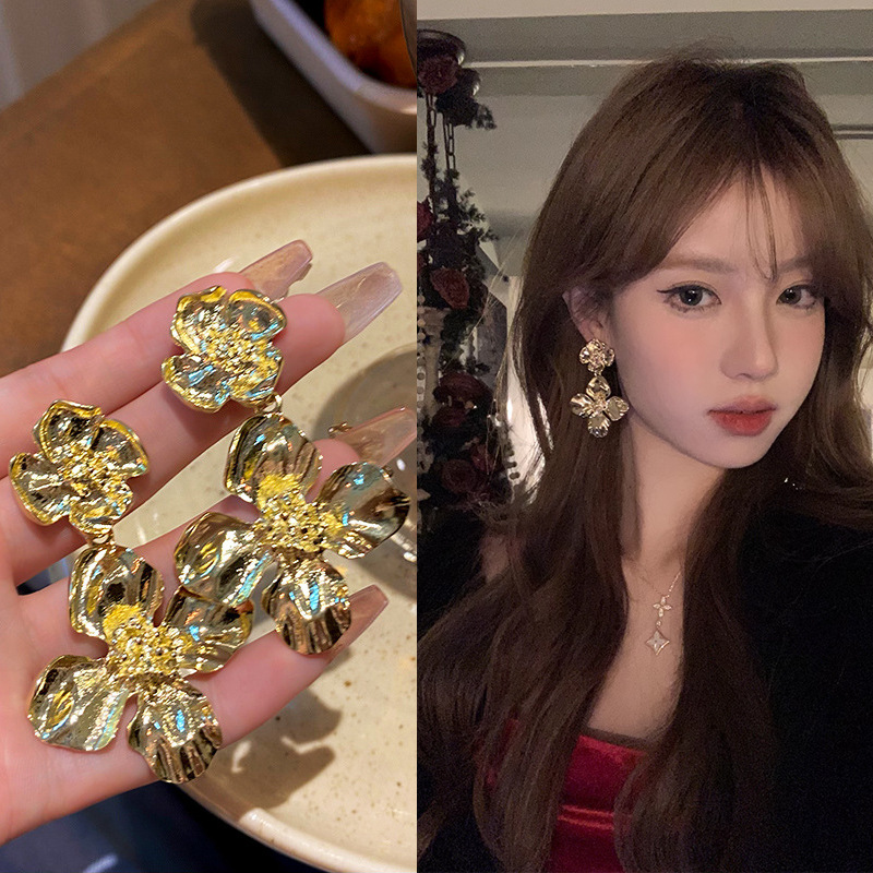Golden Tassel Earrings for Women with Retro Temperament Ear Accessories - Picture 24 of 67