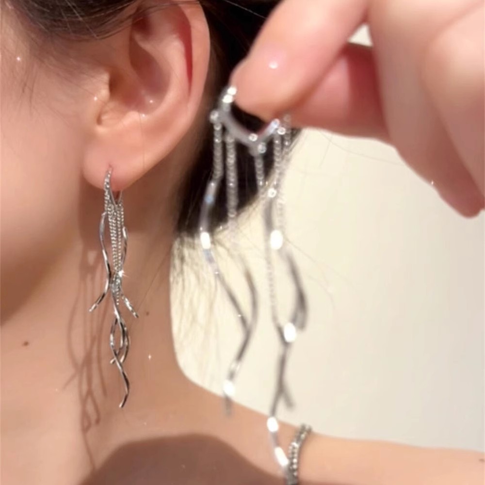 Golden Tassel Earrings for Women with Retro Temperament Ear Accessories - Picture 43 of 67