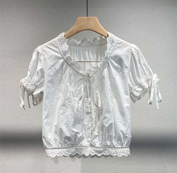 Women Doen Embroidered Short Sleeve Blouse Top / A-line Shorts set white holiday - Picture 13 of 14