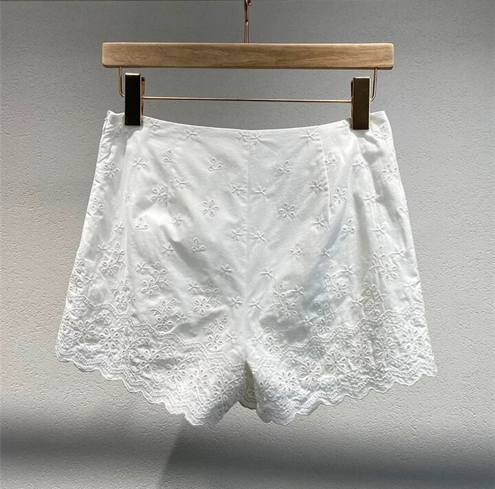 Women Doen Embroidered Short Sleeve Blouse Top / A-line Shorts set white holiday - Picture 14 of 14