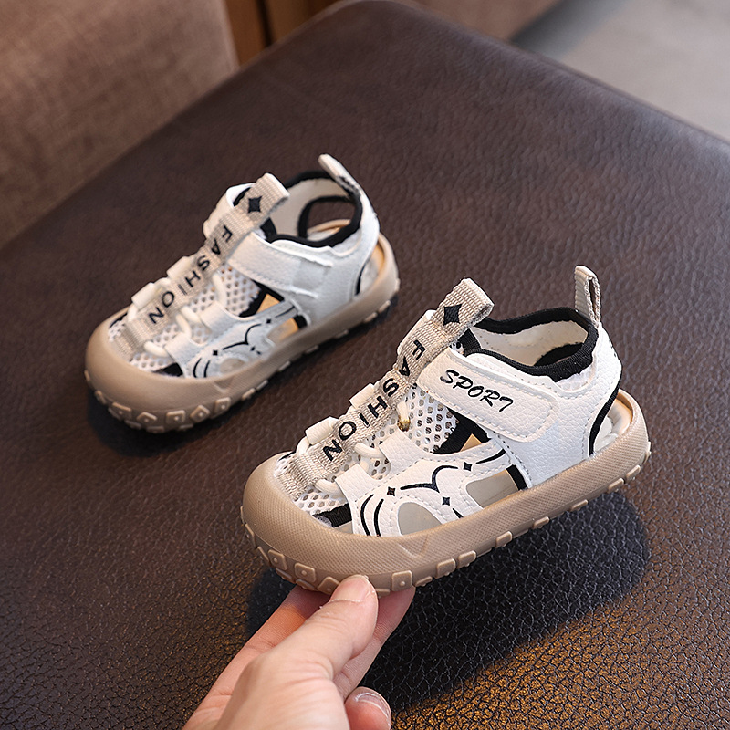 Boys Girls Closed Toe Sandals Summer Lightweight Trainers Kid Comfort Shoes Size - Picture 10 of 12