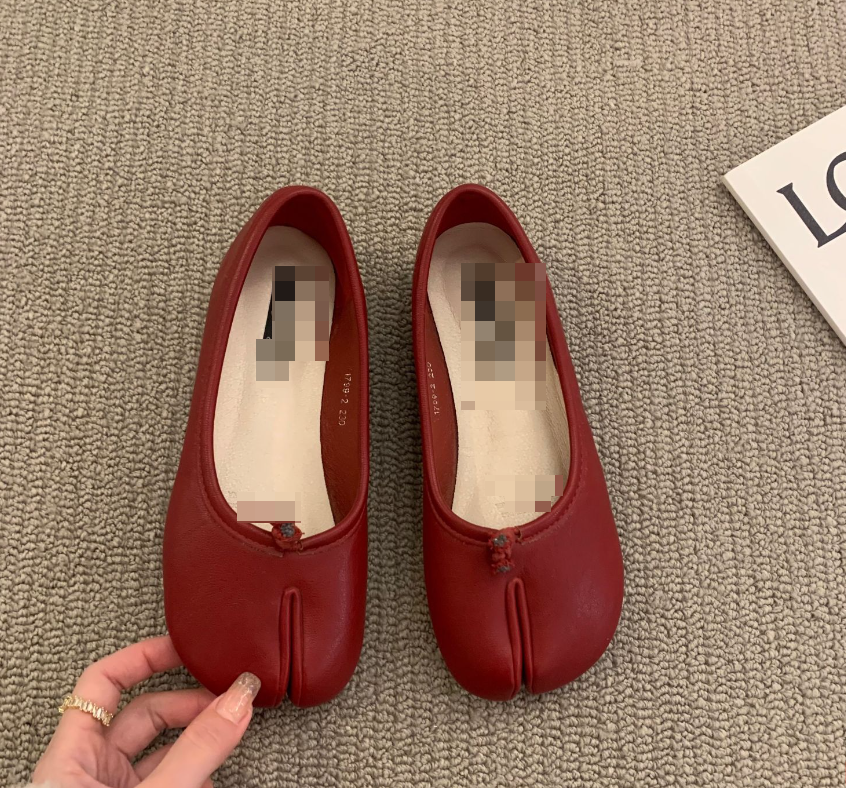 Zapatos de cancha de ballet de tacón medio con pajarita de cuero sintético de moda para mujer Tabi - Imagen 23 de 29