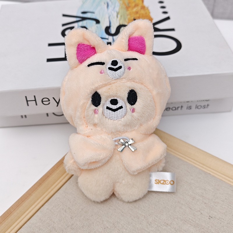 ches Kpop Stray Kids Seoul FM Concert SKZOO Cape Cartoon Plush Doll Keychain 4in - Picture 18 of 20