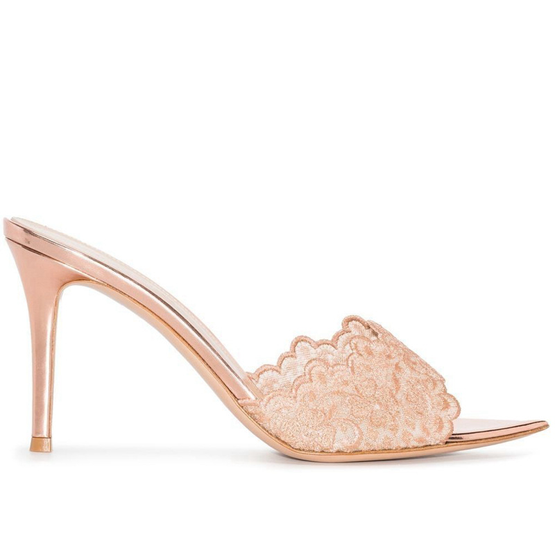 Sandalias de tacón alto de encaje con punta de verano 2025