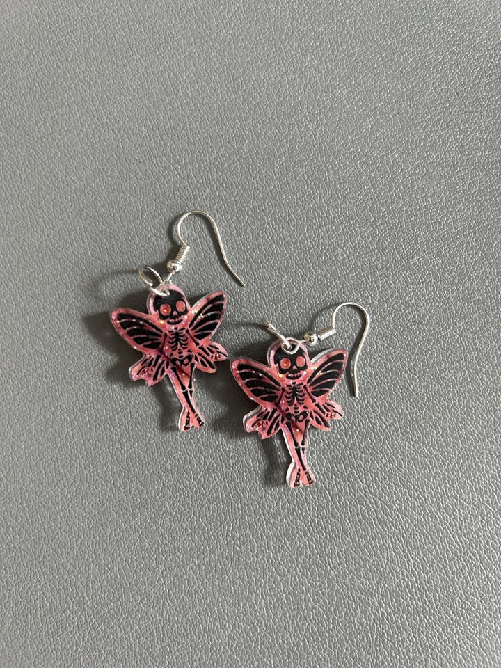 Pendientes Bruja en Escoba, Pendientes Halloween para Mujer Bruja, Pendientes Acrílicos 2d - Imagen 19 de 23
