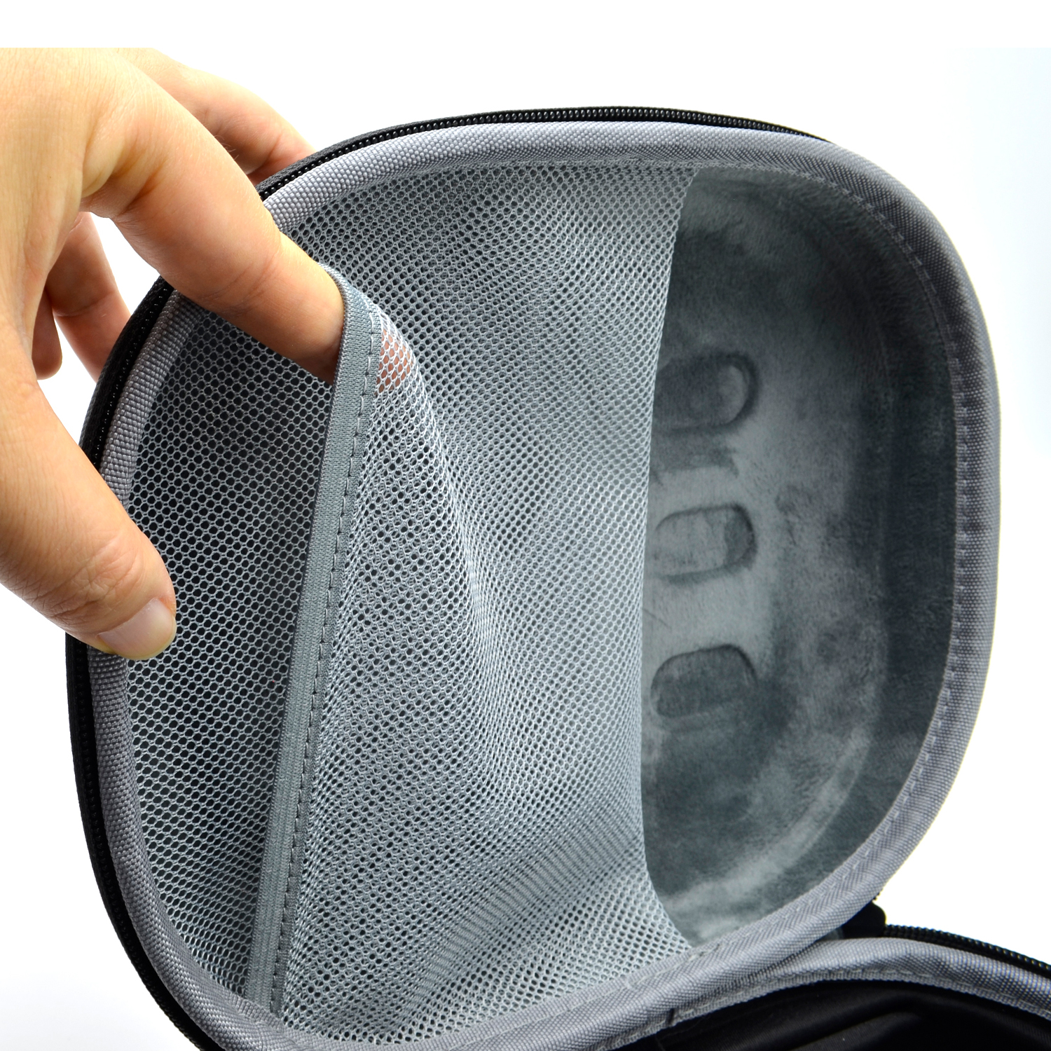 Portable EVA Hard Case for Meta Quest 3 Headset with Mesh Organizer