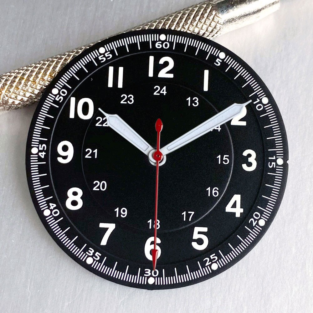 39mm 200M Waterproof Titanium Dive Watch Case NH35 Pilot 33.5mm Dial Sapphire