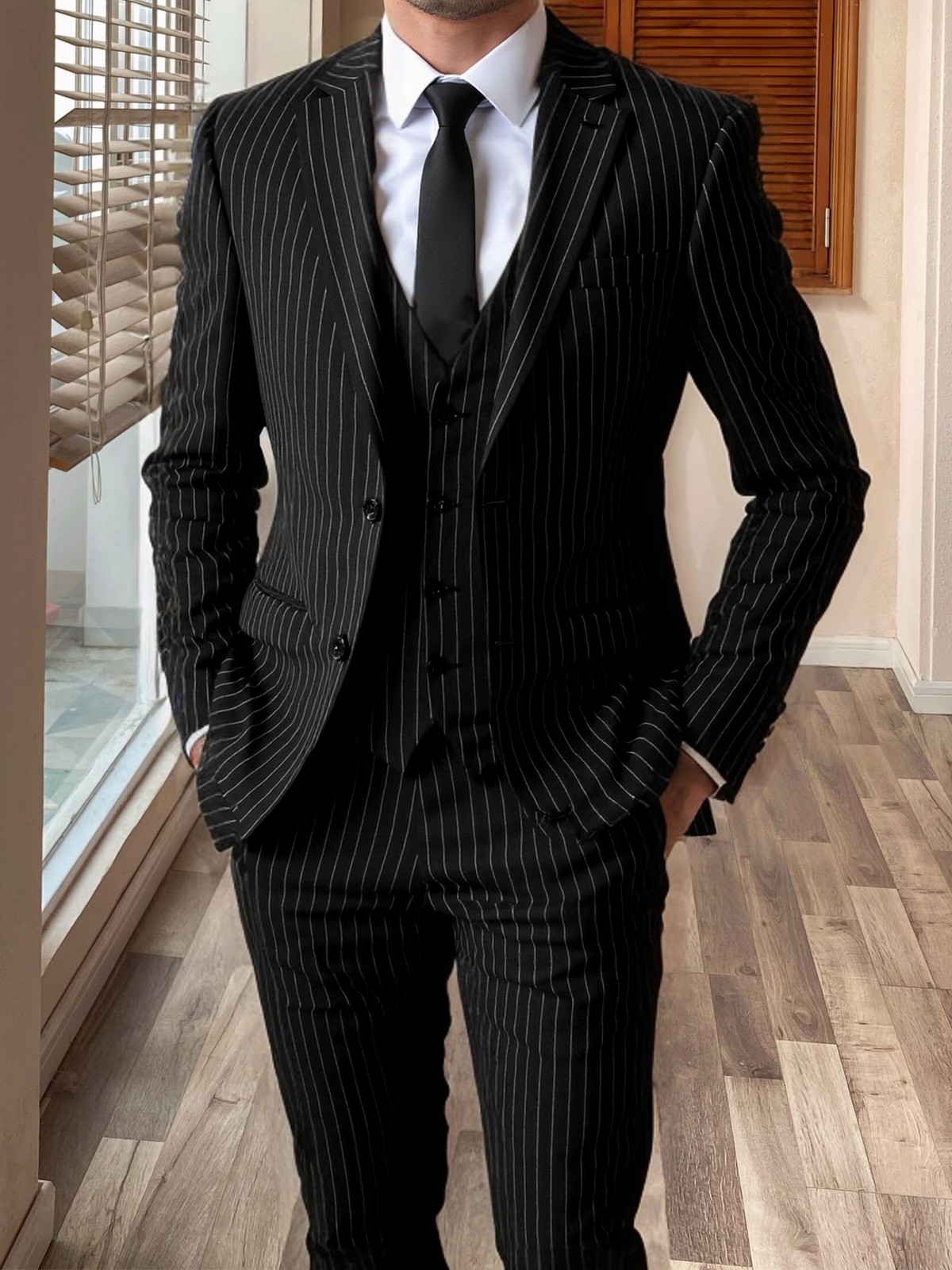 Mens 3Pcs Striped Suit Groomsmen Formal Strip Wedding Prom Party Tuxedo Suits